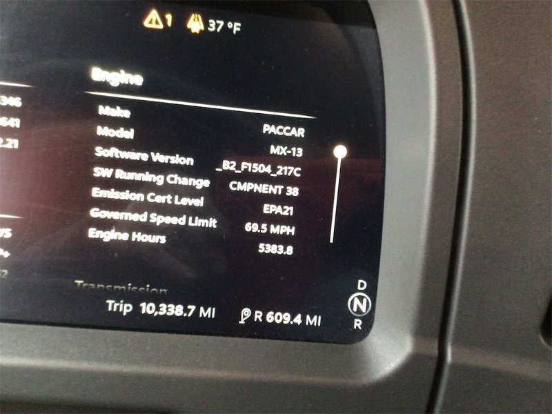 2023 Peterbilt 579 1XPBDP9X9PD854346