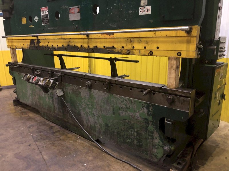 230 TON X 14' CINCINNATI MODEL #230CBX12 HYDRAULIC PRESS BRAKE: STOCK 16875