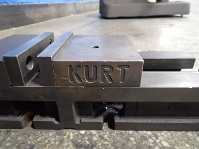 KURT 11.5" X 6" VISE
