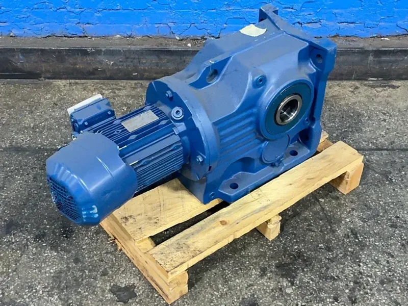 Sew-eurodrive 4.4 Hp Gear Drive - Ka97b Drs100m4be5hr