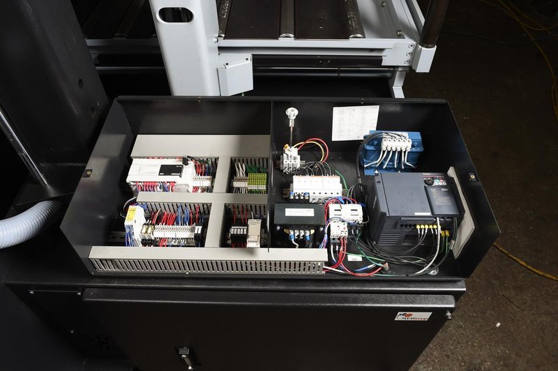 NEW 18"H x 18"W HYD-MECH H-18A AUTOMATIC HORIZONTAL BAND SAW