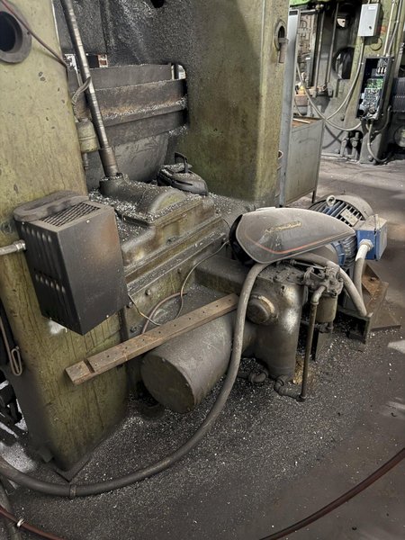 KING VERTICAL TURRET LATHE. STOCK # 0546526