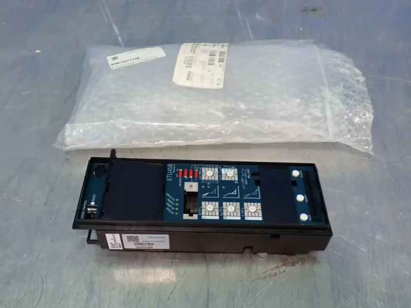SIEMENS ETU45B CIRCUIT BREAKER TRIP UNIT  -  3WL9314-5AA00-0AA2