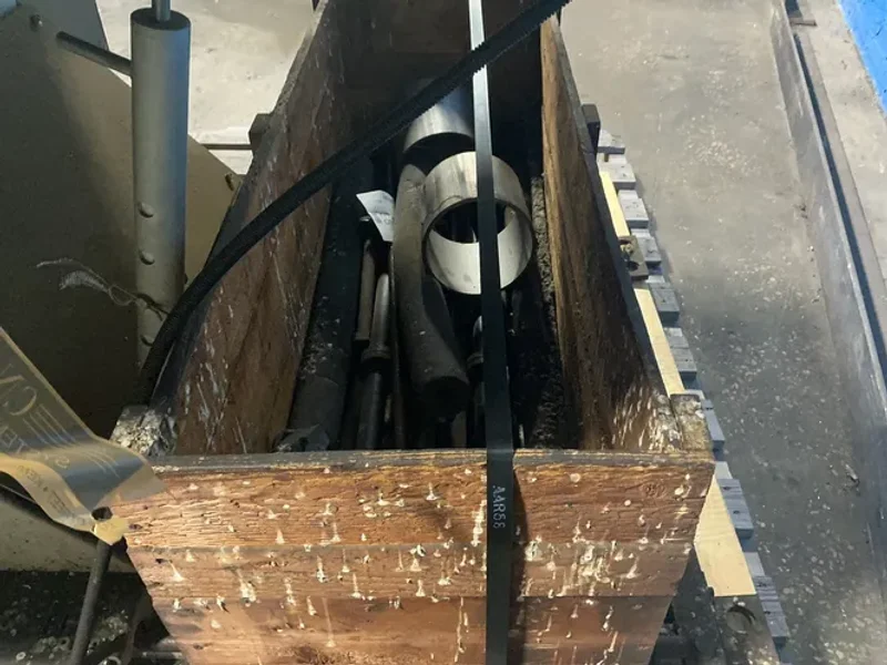 LNS 59” QUICK LOAD SERVO MAGAZINE BAR FEEDER  -  Q L SERVO