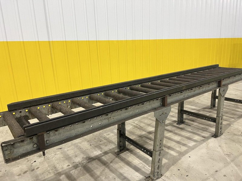 18&quot; X 115&quot; ROLLER CONVEYOR: STOCK #20609