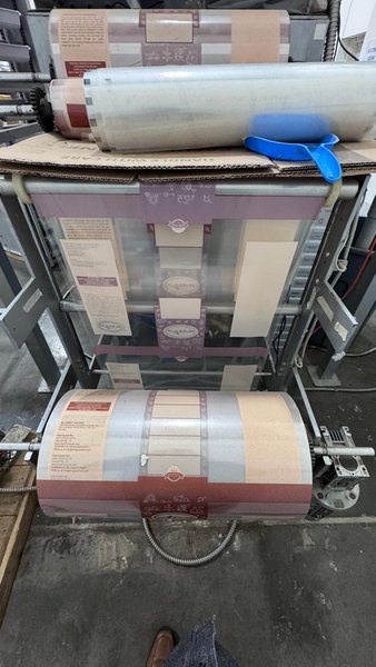 Automatic 10-Head Packing Machine with Integrated Scale System, Domino V320i TTO Printers, Conveyor &amp; Mezzanine, 2020