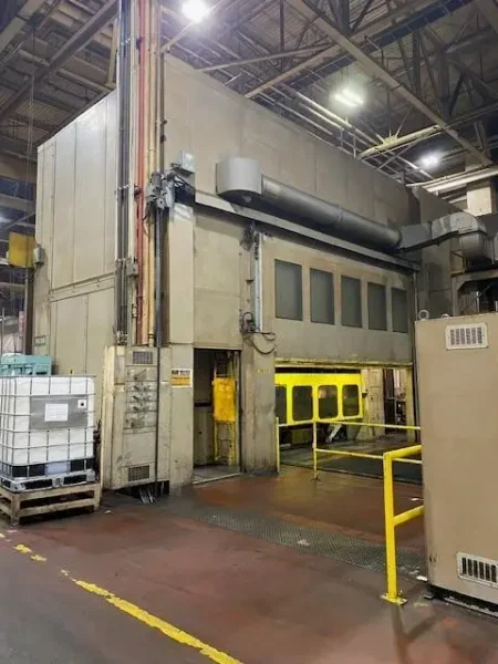 USED FUKUI 1,100 TON STRAIGHT SIDE TRANSFER PRESS MODEL TTD1100T2, Year: 1996