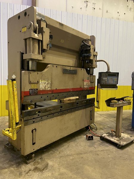 90 TON X 8&#039; CINCINNATI MODEL 90FMIIx6 HYDRAULIC PRESS BRAKE: STOCK #15768