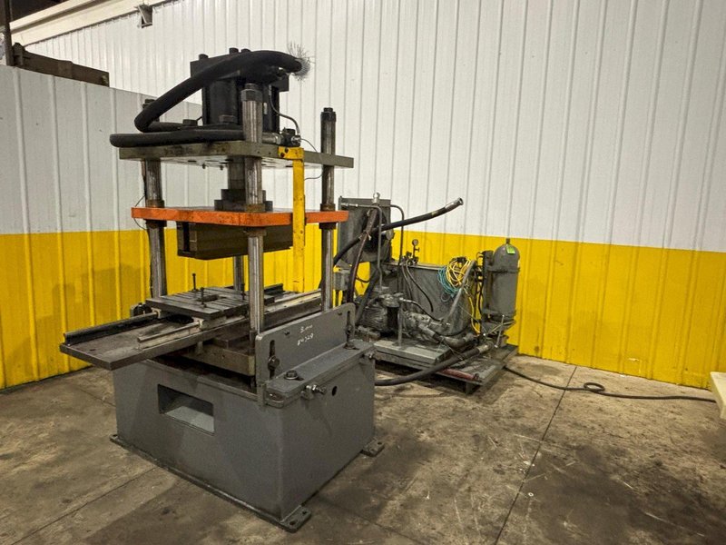 100 TON ROLLFORM INC HYDRAULIC 4 POST CUTOFF &amp; POWER UNIT, 12&quot; STROKE: YOBRO #24328