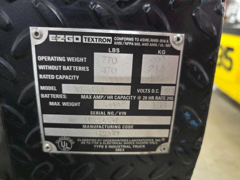 24 VOLT EZ-GO MODEL XI-640 TEXTRON CHASER/TUGGER CART #83: YOBRO #24632