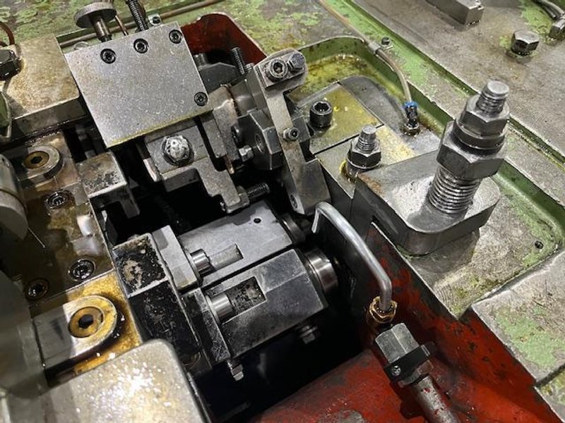 1/4" Hilgeland Model CH1KH Double Stroke Cold Header