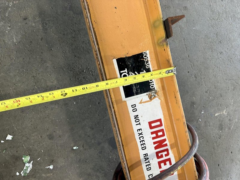 1/4 TON X 15&#039; ABELL-HOWE JIB CRANE. STOCK # 0365424