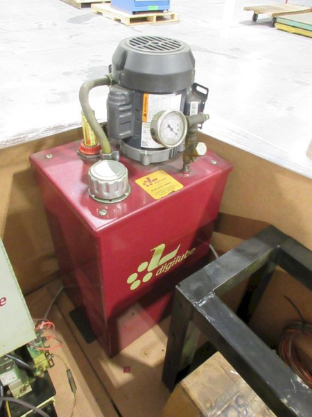 Digilube Chain Lubrication System with Tanks, Control Boxes and Accessories- Auction Item