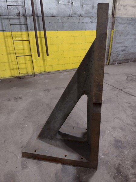 48&quot; X 18&quot; X 28&quot; SET OF (2) CAST IRON ANGLE PLATES: STOCK #19368