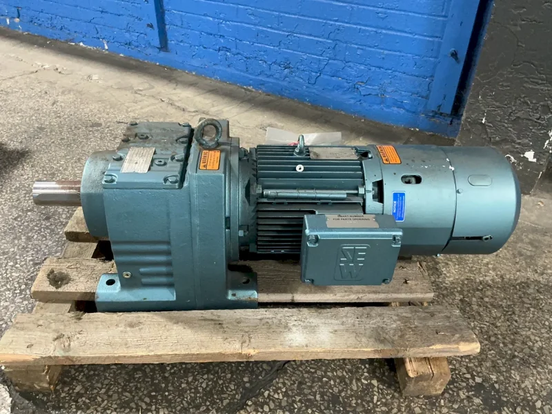 SEW-EURODRIVE 5.4 HP GEAR DRIVE