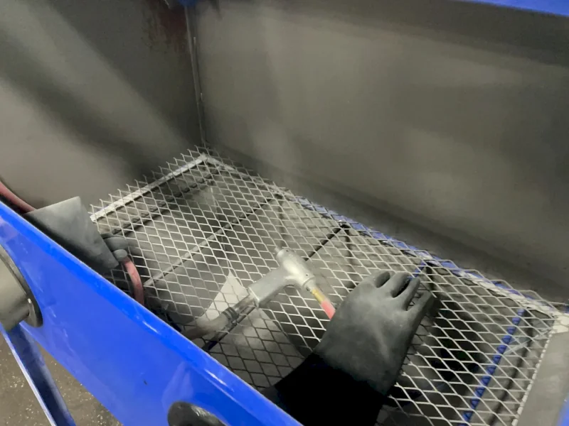 17" X 37" X 12" BLAST CABINET