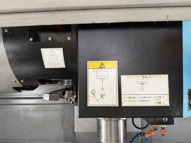 Hurco VM-20i VMC, 2014 – WinMax CNC Software, Chip Auger