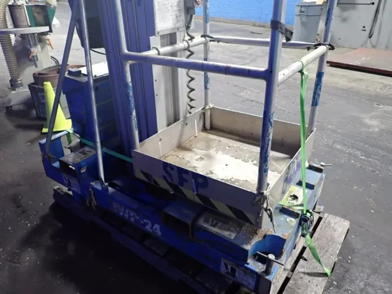GENIE MANLIFT  -  IWP-24