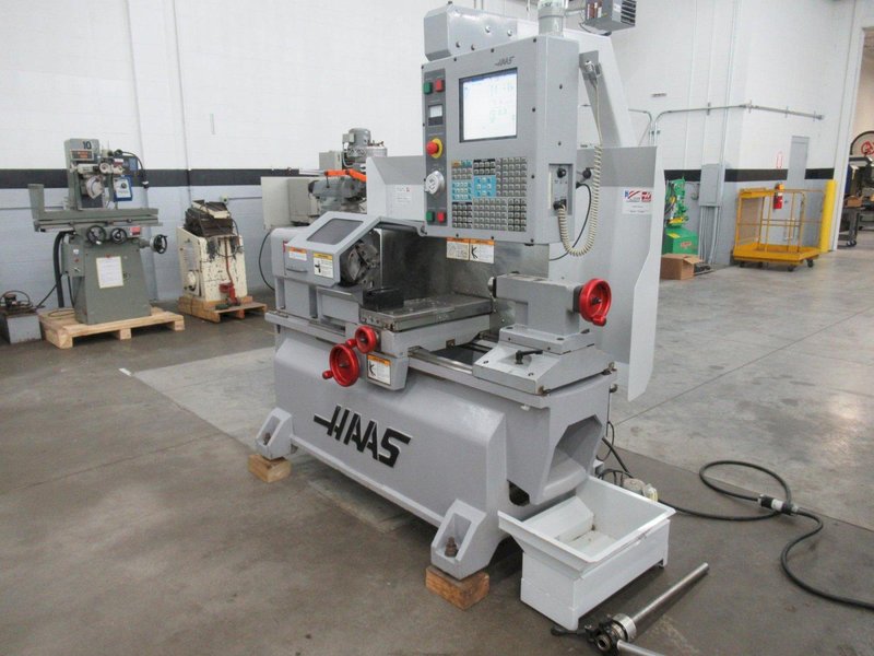 Haas TL-1 CNC Toolroom Lathe with Tailstock, 3 Jaw Chuck, Coolant, Tool Post, 5C Closer
