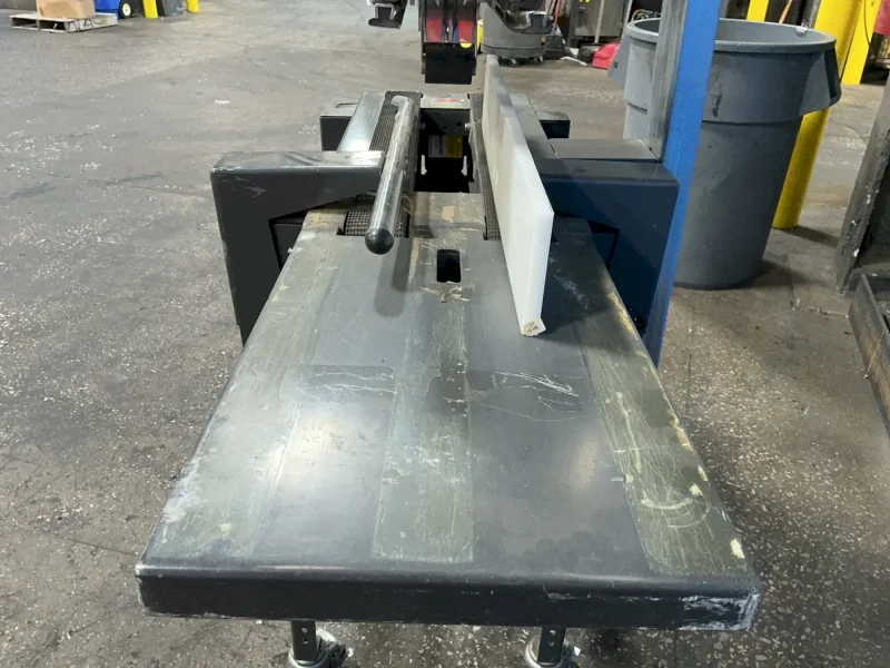 LOVESHAW 8.5” X 28” UNIFORM PRESSURE SENSITIVE CASE TAPPER  -  LD-7D/M