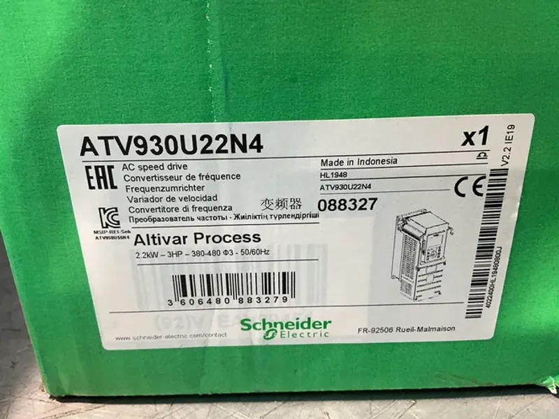 SCHNEIDER  ELECTRIC GRAPHIC DISPLAY TERMINAL ALTIVAR 930   -  ATV93OU22N4