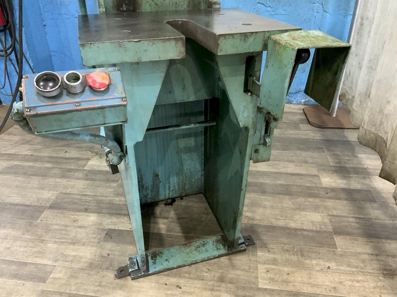 12-TON HANNIFIN MODEL 0GF-12D HYDRAULIC C-FRAME PRESS: STOCK #81390