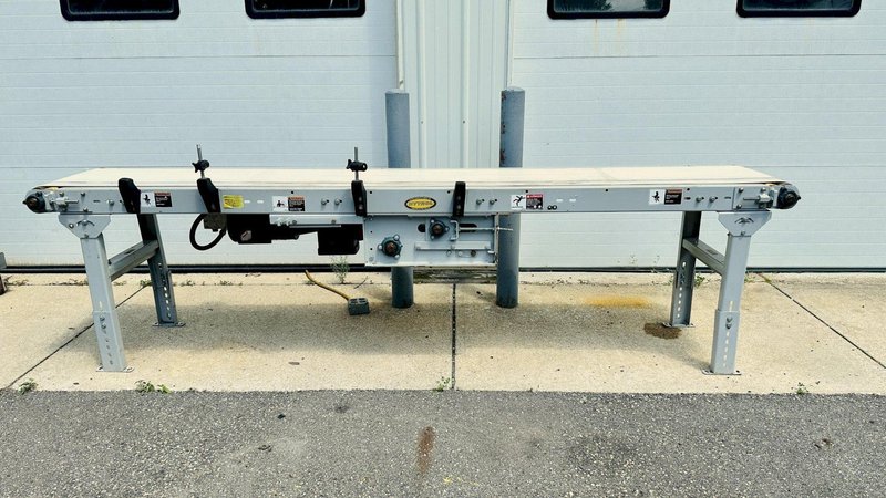 Hytrol Conveyor  |  16” x 114” Flattop Belt