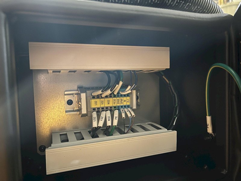 Hydtec MV0127-000086 CNC Hydraulic Power Unit w/ Higen Pump | 14 L/min @ 60Hz | From Doosan HMC