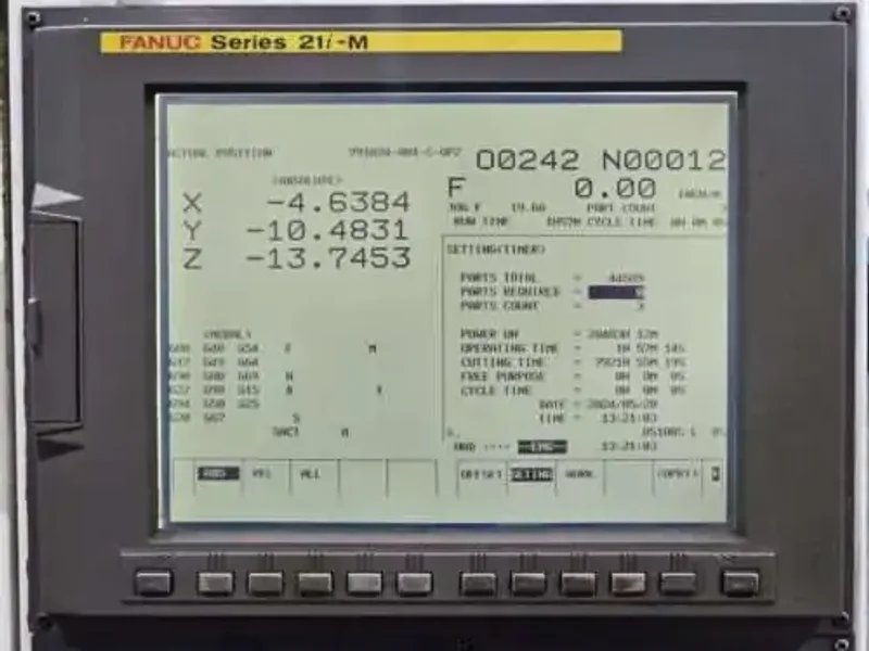 Kira VTC-40B CNC Vertical Machining Center