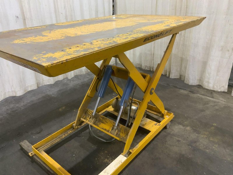 4000 LBS ECONOLIFT ELECTRIC SCISSOR LIFT TABLE: STOCK #80982