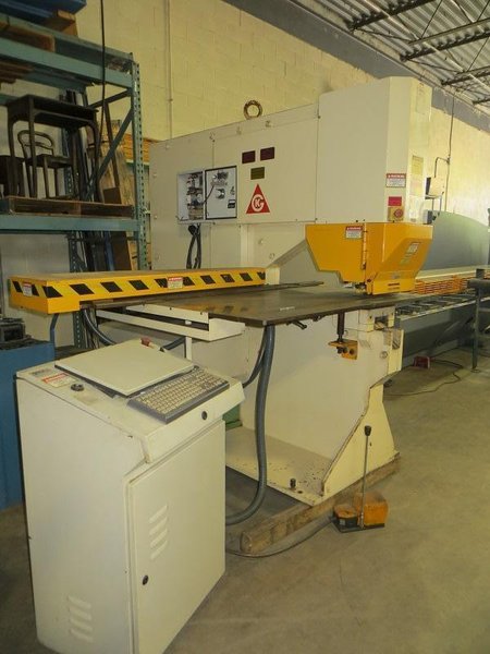 120 Ton Geka Hydraulic Single End Punch w/ CNC X-Y Positioning Table Model PUMA 110 H30 Semi PAXY