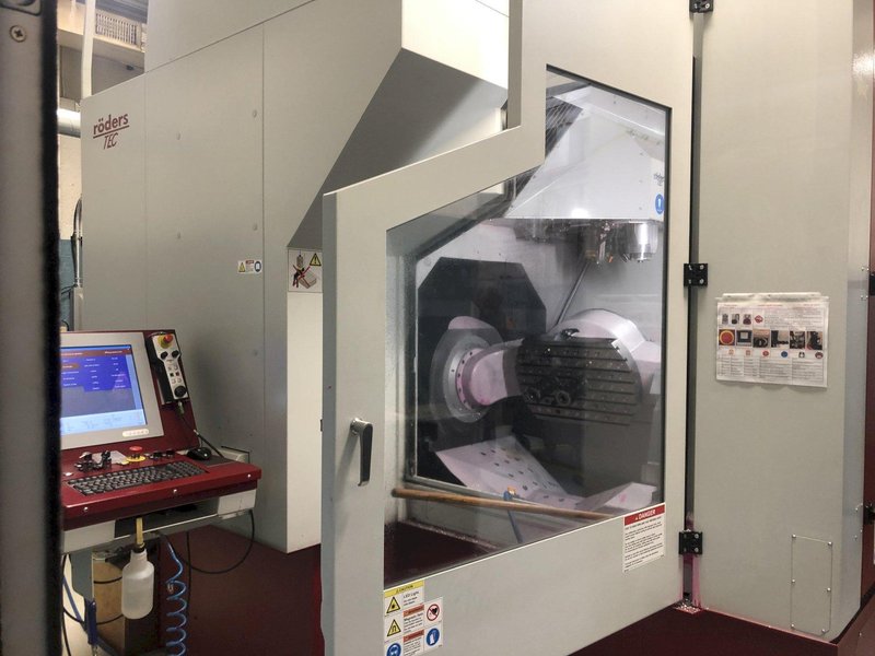 RODERS RXU-10001DSHZ2 5 AXIS VERTICAL MACHINING CENTER