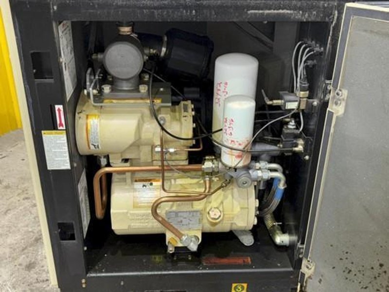 25 HP INGERSOLL-RAND ROTARY SCREW AIR COMPRESSOR, MODEL #SSR-UP6-25-125