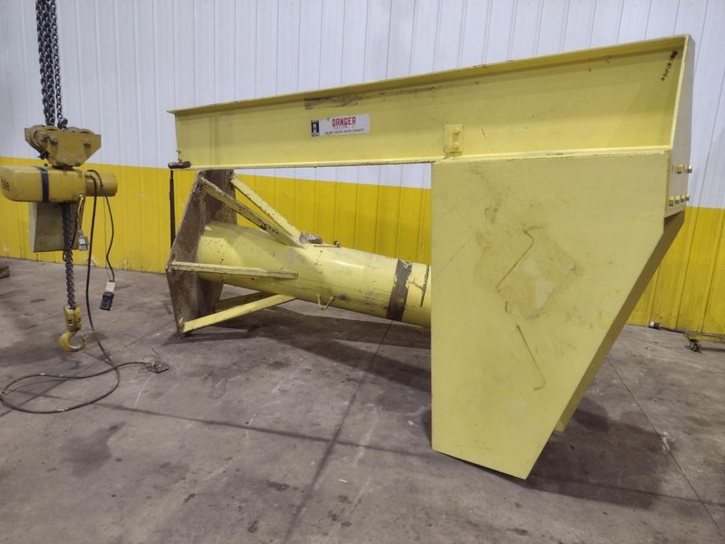5 TON x 8' x 10' JIB ARM CRANE W/ 3 TON YALE HOIST: YOBRO #24982