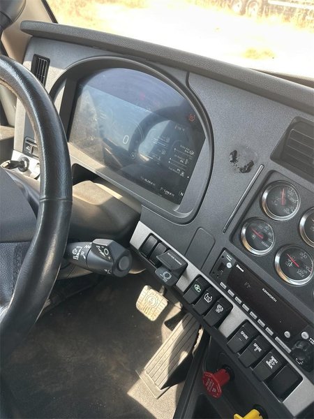 2022 Kenworth T680 1XKYD49X5NJ499897