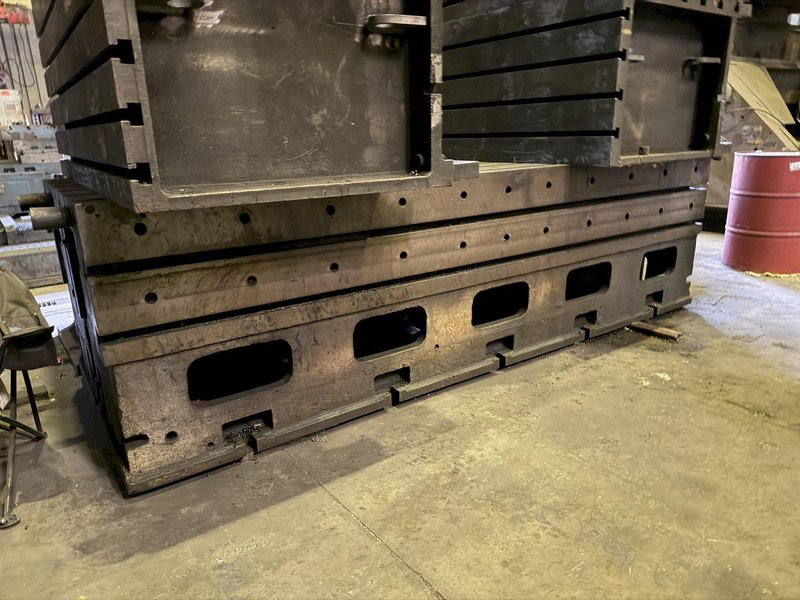 24" WIDE X 128" LONG X 36" TALL T-SLOTTED BOX TYPE HEAVY DUTY RISER SET(3X TOTAL). STOCK #0548726