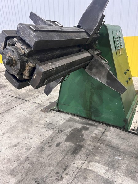 12,000 LBS X 30&quot; PERFECTO MODEL #30-HD-SB PULL OFF UNCOILER COIL REEL: STOCK #21648