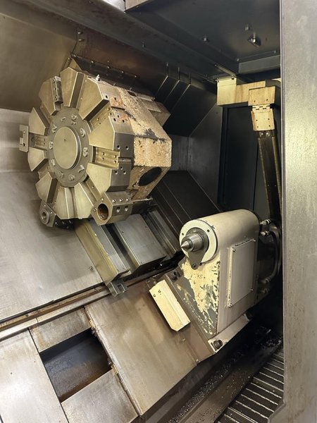 Hwacheon Hi-Tech 550B CNC Lathe, 2013 – 18″ Chuck, Tailstock, Chip Conveyor, Tool Presetter