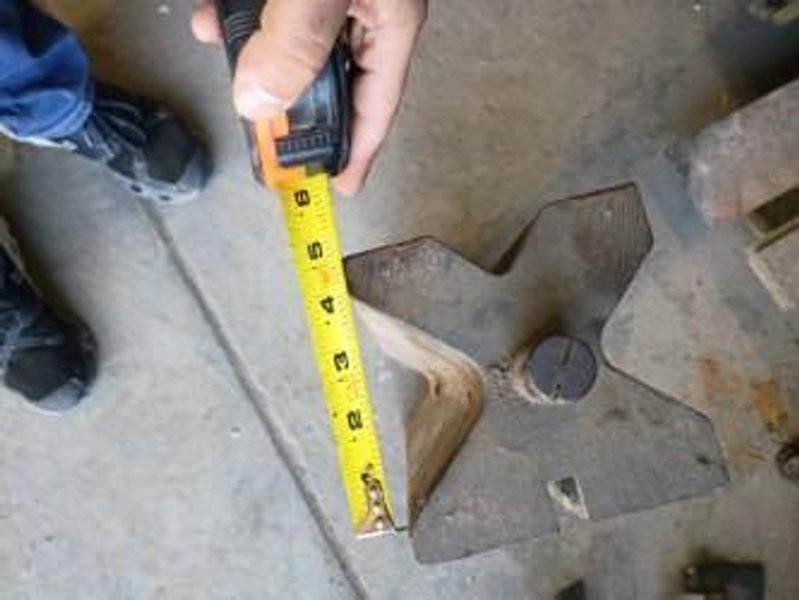 1 - PRE-OWNED HEAVY-DUTY FORMING DIE FOR INDUSTRIAL PRESS