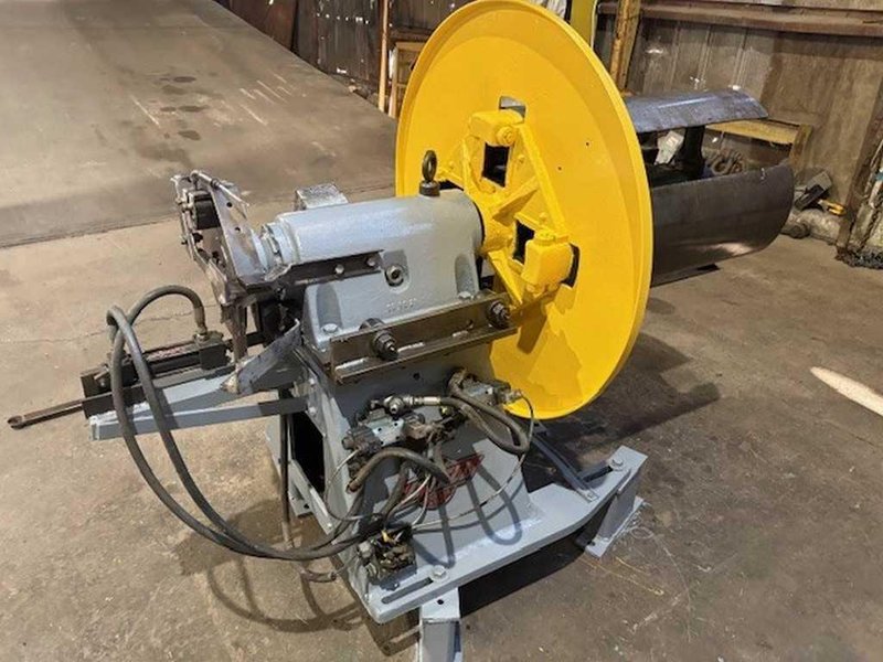18" x 2.625" x 2,500# Waterbury Farrel Slitting Line