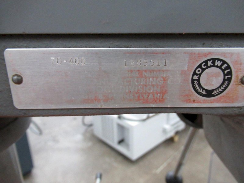 Walker Turner Drill Press, 15.5" x 18" Table, 70-400 RPM