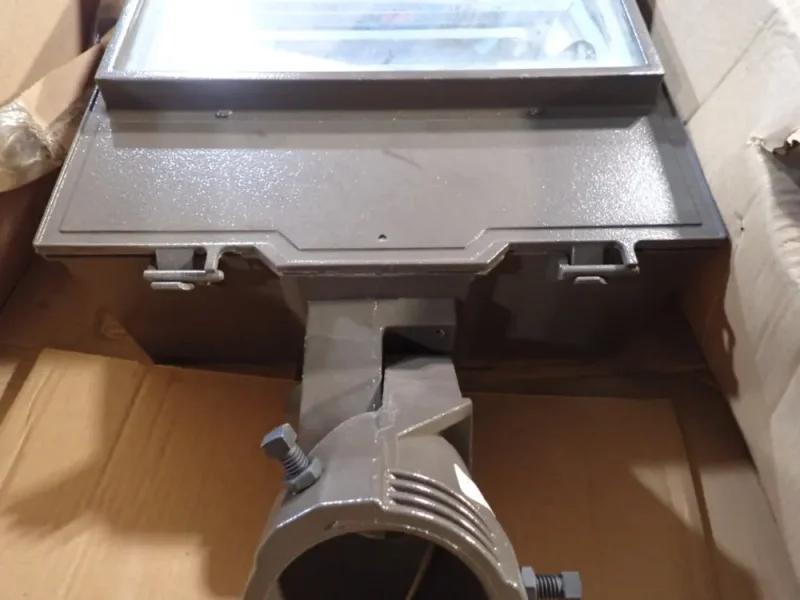 COOPER LIGHTING 400 WATTS FLOOD LIGHTS  -  HPWR-65S-400-480V