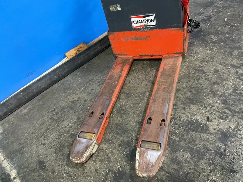 NISSAN 4500 LBS ELECTRIC WALKIE PALLET JACK  -  EWPN40