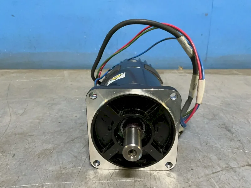SUPER V 5.2 AMPS DC SERVO MOTOR   -  V730-012EL8