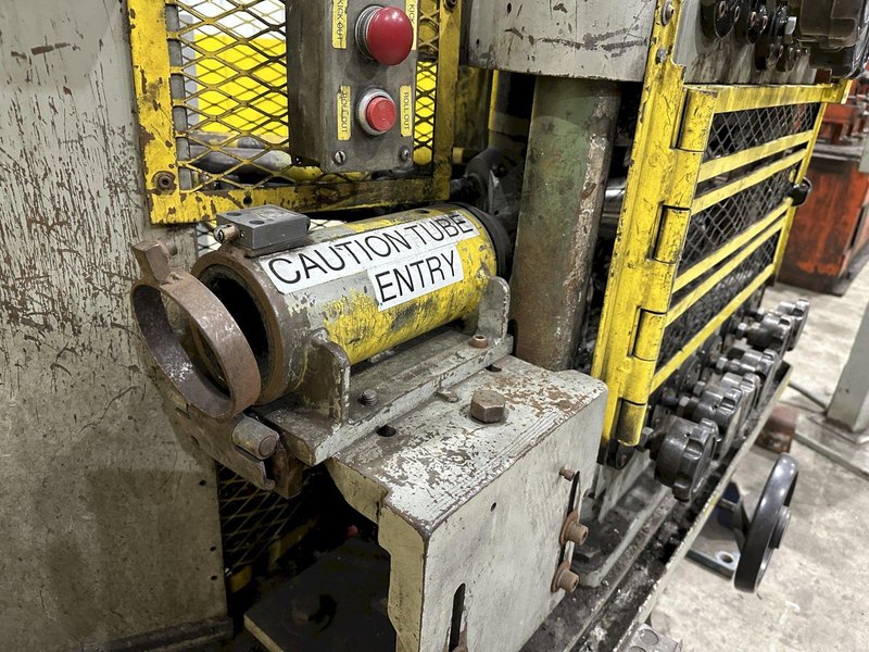 2.25" X 6 ROLL MACKINTOSH-HEMPHILL / TURNER MODEL #922 TUBE &amp; BAR STRAIGHTENER: STOCK #22572