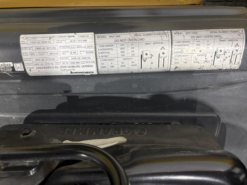 11,000 LBS CAT MODEL #2ET11000 ELECTRIC FORKLIFT, NEW 2020: STOCK #22688