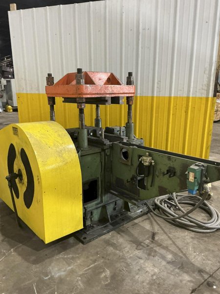 30 TON BRADBURY TISHEN 4 POST CUTOFF WITH DIE ACCELORATOR: YOBRO #24948
