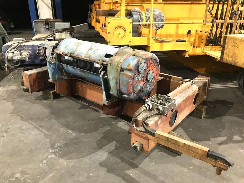 Demag - hoist 12 ton