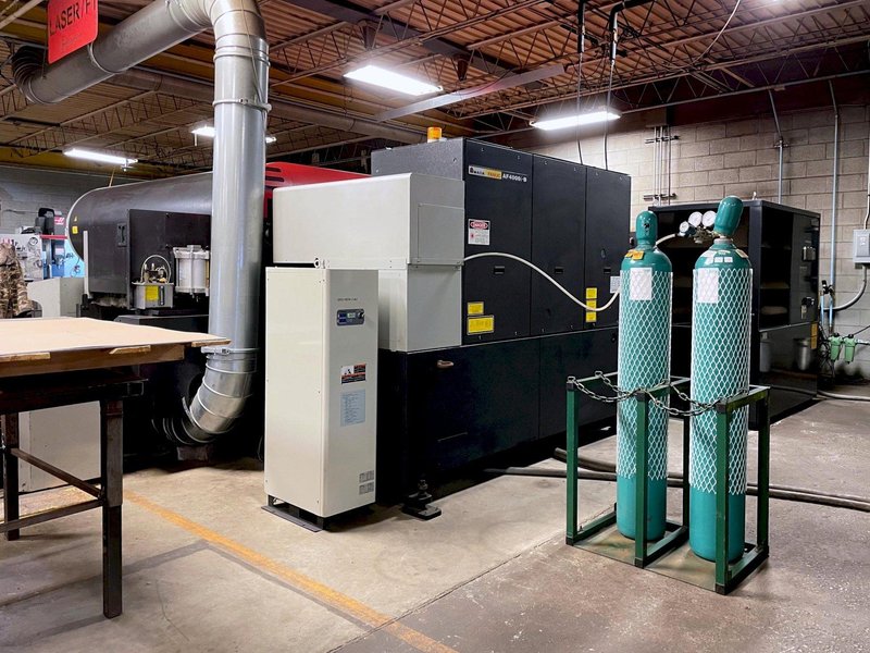 Amada LC-3015F1 NT (2010) CO2 Laser