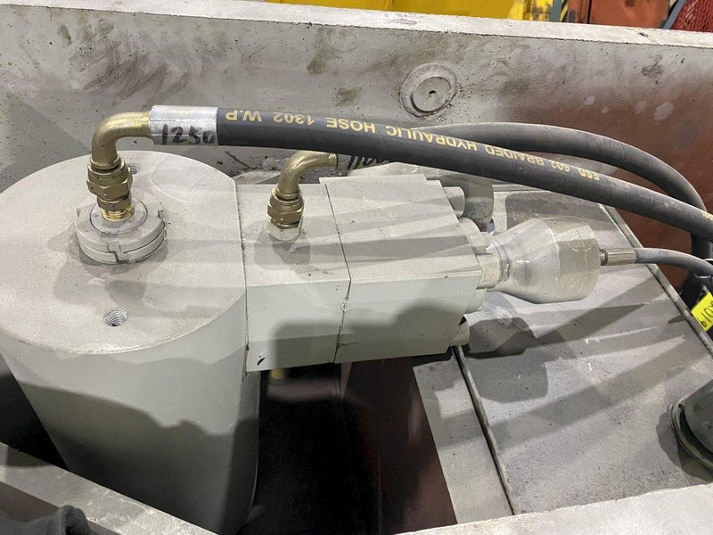 50 TON YIFANG MODEL #YC-50T HYDRAULIC C-FRAME PRESS, 15.75" STROKE: STOCK #20191